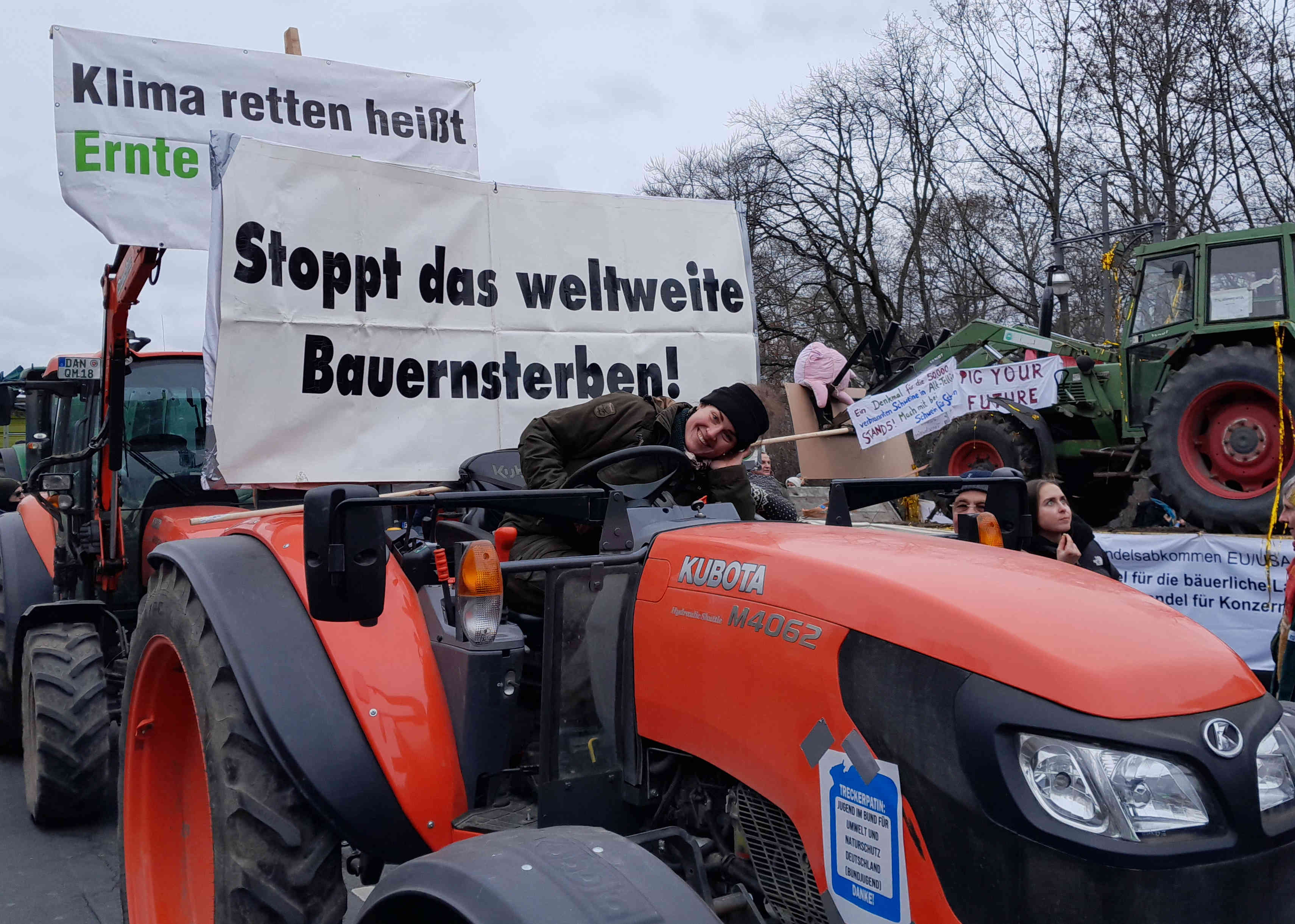 07 wirhabenessatt demo berlin 21.1.23.jpg