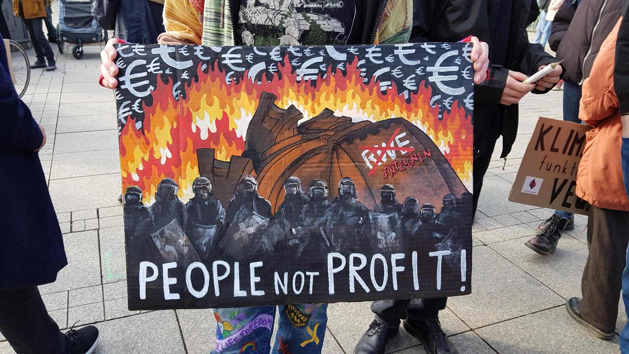 People not Profit Kunstwerk